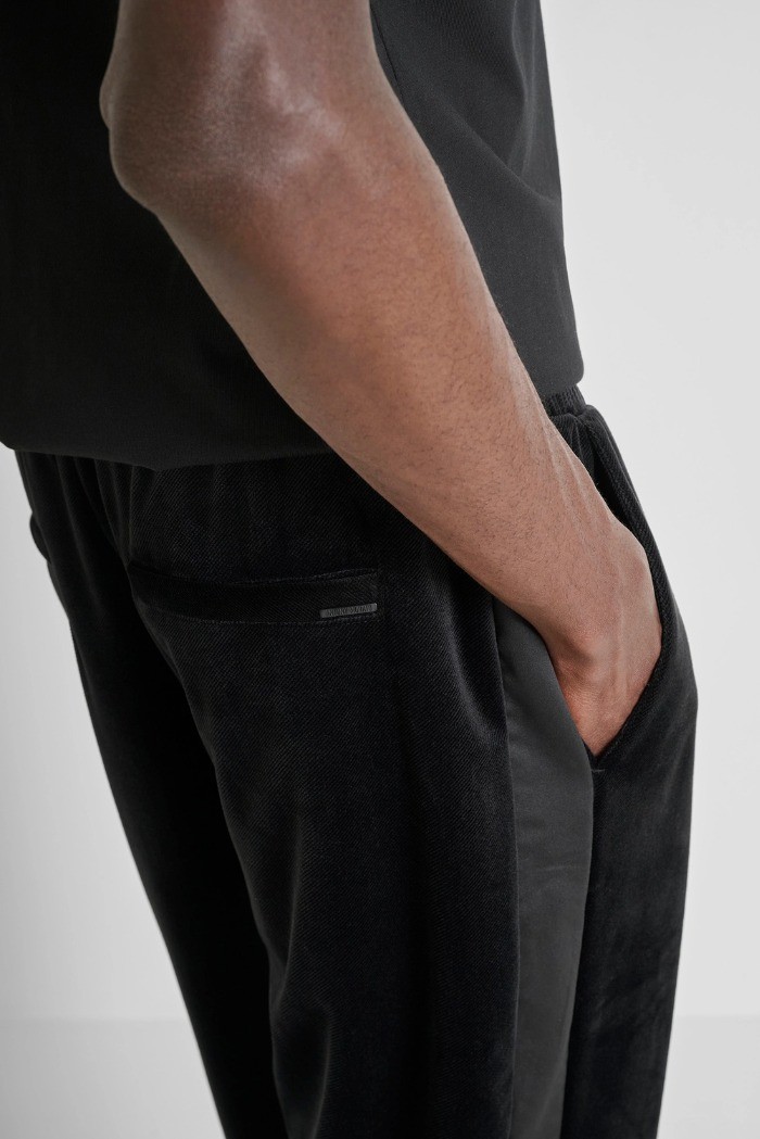 Antony Morato pantaloni in felpa relaxed fit effetto velluto mmfp00418-fa150228 [c74f138e]