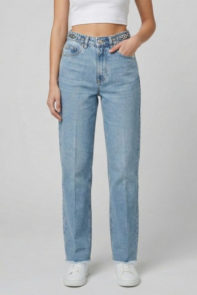 John Richmond jeans straight leg fit in denim di cotone Shipern uwp26130jeg8 [e8cf2bc2]